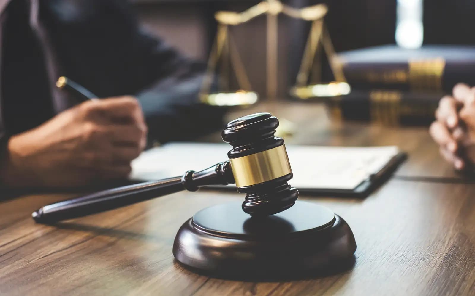 Educación y formación legal integral: El abogado del siglo XXI